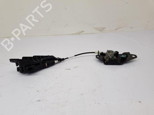 hjelmlås hjelmlås TESLA MODEL Y (5YJY) EV Performance All-wheel Drive (534 hp) 33944409 33944409