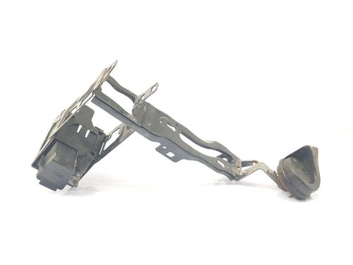 Høyre frontlyktstøtte BMW 1 (F21) 116 d (116 hp) 31933059