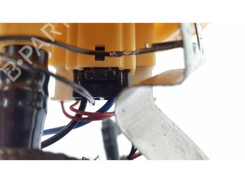 Fuel pump VOLVO S60 I (384) D5 | BP25010893M76