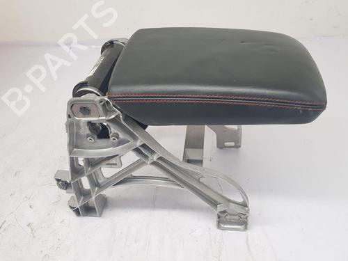 Used Armrest / Center console Armrest / Center console AUDI A4 B9 Avant (8W5, 8WD) RS4 TFSi quattro (450 hp) 33559338 33559338