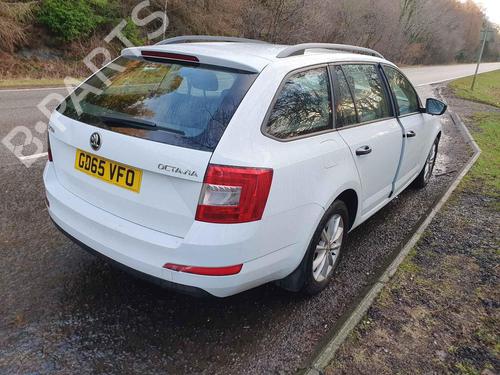 Rear parcel shelf SKODA OCTAVIA III Combi (5E5, 5E6) 1.6 TDI | BP31983636C85 