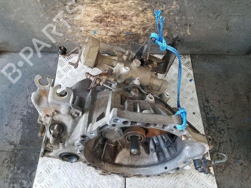 Used Gearbox TOYOTA COROLLA (_E12_) 1.6 VVT-i (ZZE121_, ZZE121R) (110 hp) 30923984