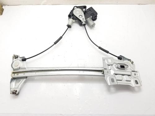 rudehejsemekanisme-ventre-foran-toyota-yaris-_p21_-_pa1_-_ph1_-2020-22682776 main image