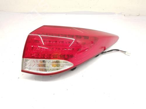 Used Right taillight HYUNDAI i40 I CW (VF) 1.7 CRDi (116 hp) 32127485
