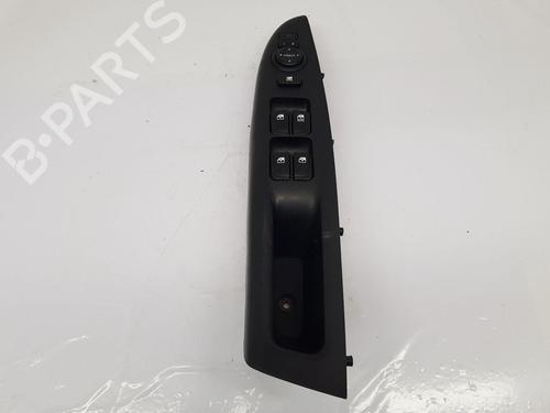 Used Right front window switch Right front window switch HYUNDAI i20 I (PB, PBT) 1.2 (78 hp) 33966883 33966883