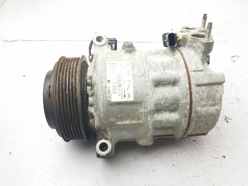 Used AC compressor AC compressor LAND ROVER RANGE ROVER VELAR (L560) 2.0 D240 SD4 4x4 (241 hp) 33944268 33944268