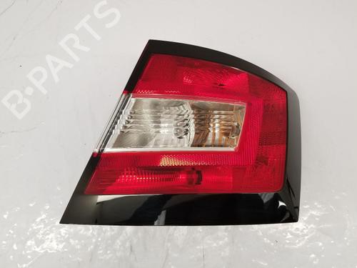 Used Right taillight Right taillight SKODA FABIA III (NJ3) 1.0 (75 hp) 40610108 40610108