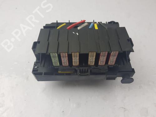 Used Fuse box Fuse box 38991397 38991397