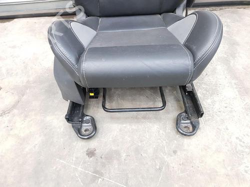 Right front seat FORD FOCUS III 2.0 ST | BP22663044C16 