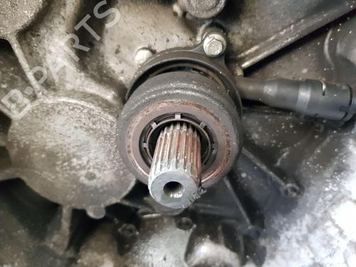 Gearbox VOLVO V40 Hatchback (525) D2 | BP30138011M3