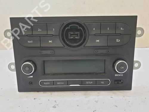 Used Radio RENAULT TWINGO III (BCM_, BCA_) 1.0 SCe 70 (71 hp) 22683635