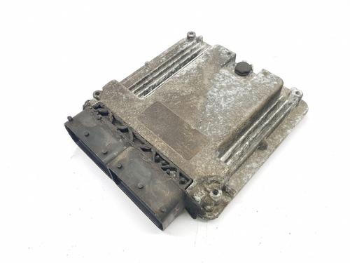 engine-control-unit-ecu-audi-a4-b9-8w2-8wc-2015-31346565 main image