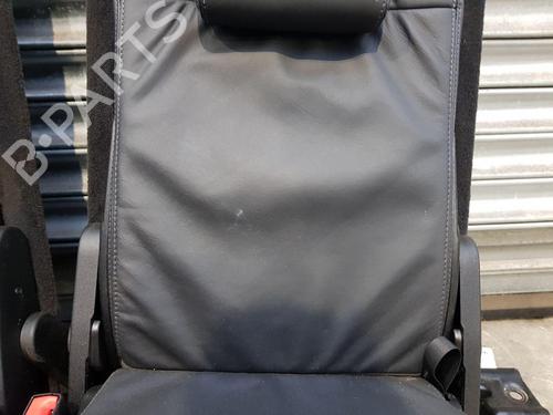 Rear seat LAND ROVER DISCOVERY IV (L319) 3.0 SDV6 4x4 | BP32198854C17