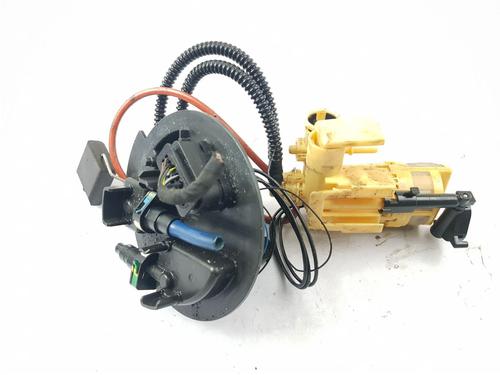 fuel-pump-mercedes-benz-c-class-w205-2013-2014-2015-2016-2017-2018-2019-2020-2021-2022-2023-31983250 main image
