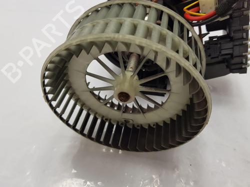 Heater blower motor BMW 5 Touring (E61) 520 d | BP29900466M62