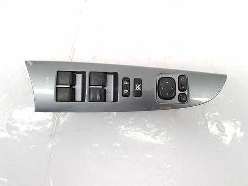 Interrupteur de vitre avant droite LEXUS IS II (_E2_) 200d (ALE20_, ALE20R) (150 hp) 31864119