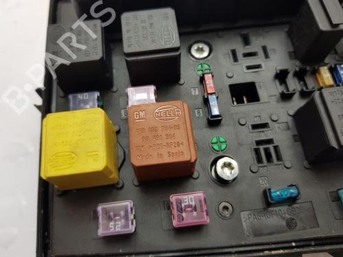 Fuse box VAUXHALL ASTRA Mk V (H) (A04) 1.4 (L48) | BP29514491E1 