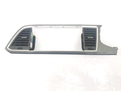 Used Air vent SEAT LEON (5F1) 1.4 TSI (125 hp) 29957152