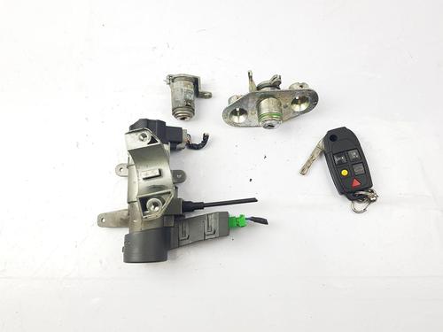Used Ignition barrel Ignition barrel VOLVO S60 I (384) D5 (185 hp) 36240826 36240826