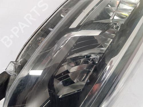 Right headlight RENAULT CAPTUR I (J5_, H5_) 0.9 TCe 90 | BP29597770C29 