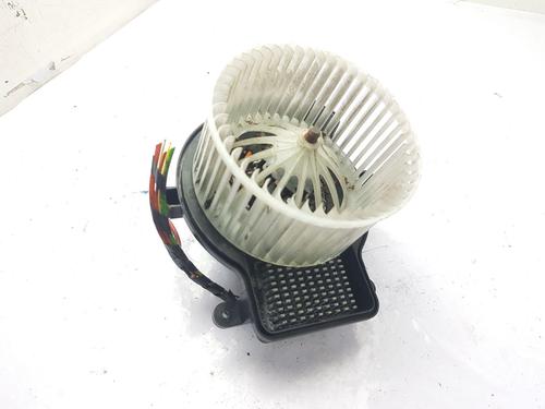 Used Heater blower motor Heater blower motor PEUGEOT 5008 (0U_, 0E_) 2.0 HDi 150 / BlueHDi 150 (150 hp) 34169168 34169168