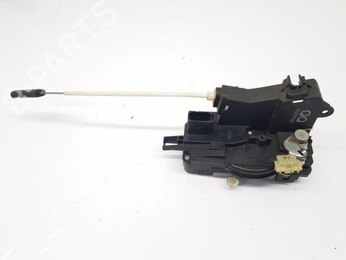 Serratura anteriore destra VAUXHALL VECTRA Mk II (C) GTS (Z02) 1.8 (140 hp) 32127654