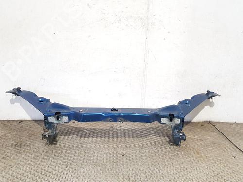 Used Front bumper reinforcement Front bumper reinforcement 22209039 22209039