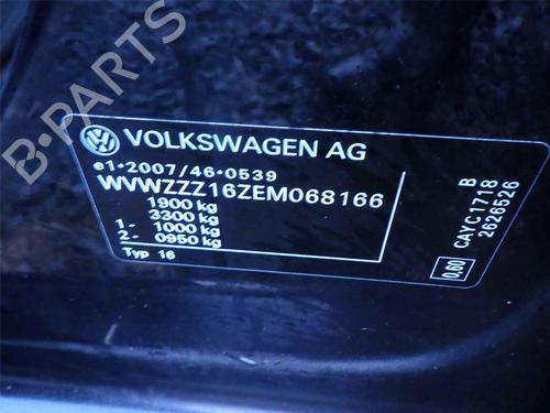 Teile für VW JETTA IV (162, 163, AV3, AV2) 1.6 TDI (105 hp) 2284410 