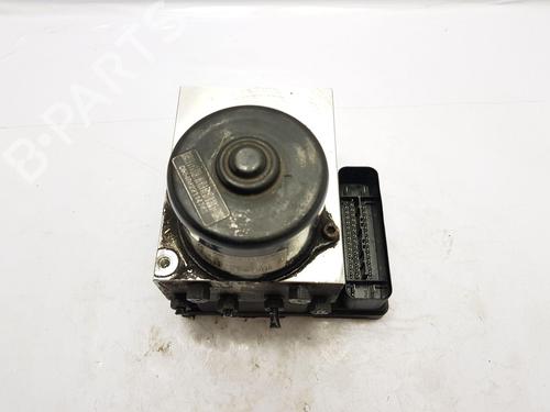 Used ABS pump VW TRANSPORTER T5 Van (7HA, 7HH, 7EA, 7EH) 2.5 TDI (130 hp) 31053566