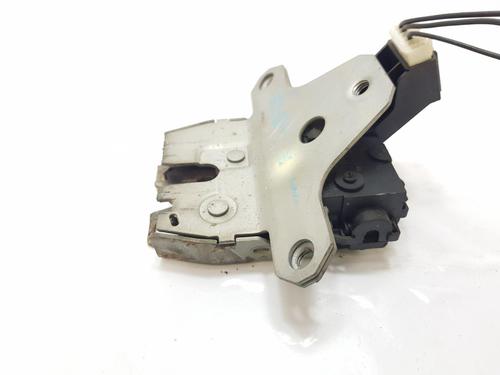 Tailgate lock LAND ROVER RANGE ROVER SPORT I (L320) 3.0 D 4x4 | BP26163499C101 