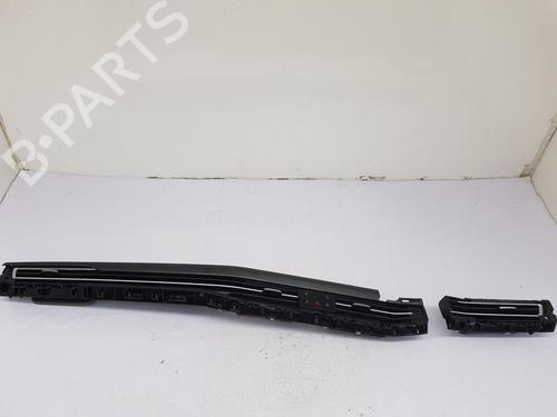 Grille d'aération VW GOLF VIII (CD1, DA1) 2.0 TDI (150 hp) 29440142