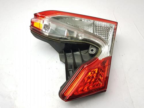 right-tailgate-light-toyota-c-hr-_x1_-2016-32455189 main image