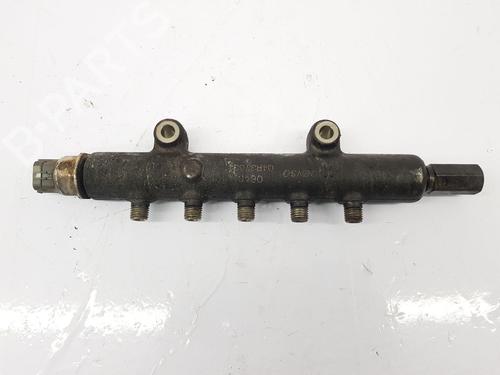 Rail D'Injecteurs MITSUBISHI L200 / TRITON (KA_T, KB_T) 2.5 DI-D 4WD (KB4T) (178 hp) 32127408