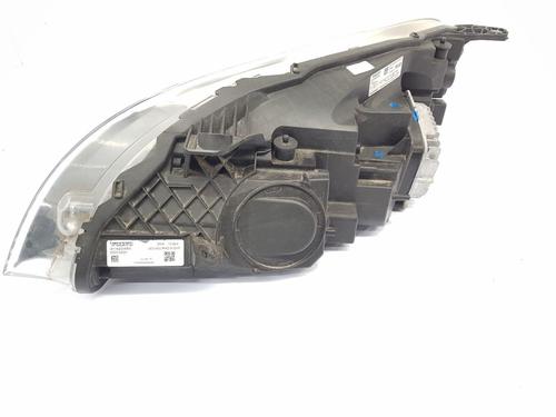 Right headlight VOLVO V40 Hatchback (525) T2 | BP32252246C29 