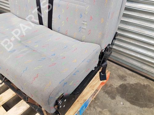 Sæde Bagtil VW TRANSPORTER T5 Van (7HA, 7HH, 7EA, 7EH) 1.9 TDI | BP31864158C17