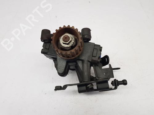 Used Fuel pump MERCEDES-BENZ A-CLASS (W176) A 180 CDI / d (176.012) (109 hp) 30330938