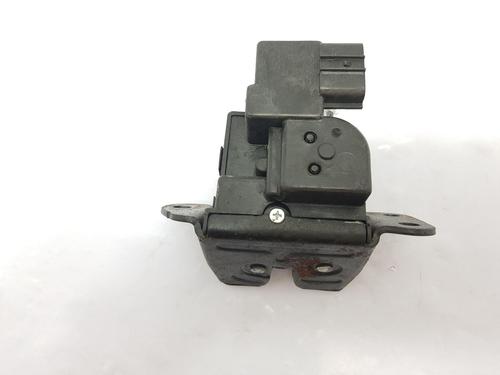 Used Tailgate lock HYUNDAI ix20 (JC) 1.6 (125 hp) 29597891