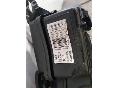 AdBlue tank PEUGEOT 308 II (LB_, LP_, LW_, LH_, L3_) 1.6 HDi | BP28137109M85 
