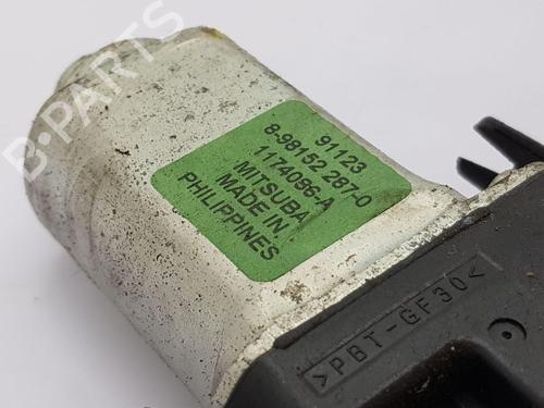 Front left window mechanism ISUZU D-MAX I (TFR, TFS) 2.5 DiTD 4x4 (TFS86_) | BP30184880C22