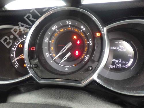 Armrest / Center console CITROËN DS3 (SA_) 1.6 VTi 120 | BP31663762I20 