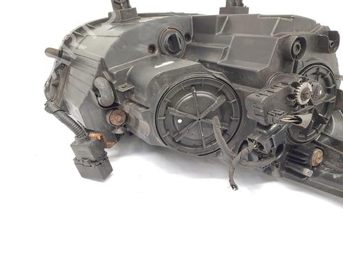 Left headlight HYUNDAI i40 I CW (VF) 1.7 CRDi | BP32097895C28 