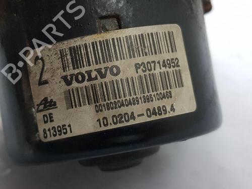 ABS pump VOLVO V70 II (285) 2.4 | BP29815682M43