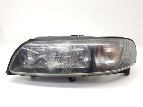 Used Left headlight VOLVO V70 II (285) 2.4 (170 hp) 31053707