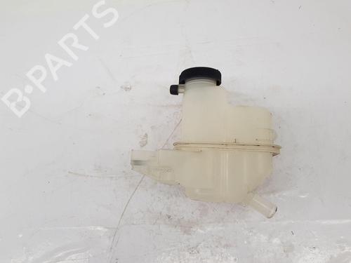 Ekspansjonstank Ekspansjonstank TOYOTA YARIS (_P21_, _PA1_, _PH1_) 1.5 Hybrid (MXPH10, MXPH11) (116 hp) 34253487 34253487