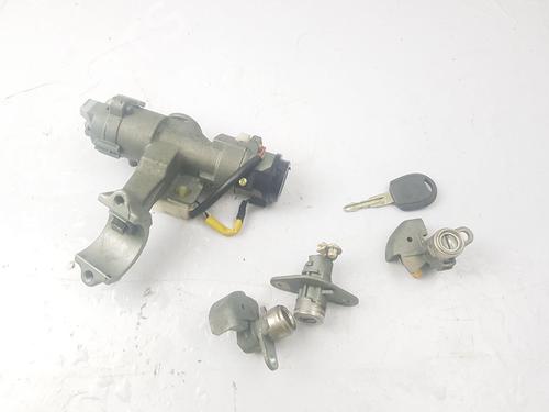 Used Ignition barrel Ignition barrel KIA RIO II (JB) 1.4 16V (97 hp) 39949418 39949418