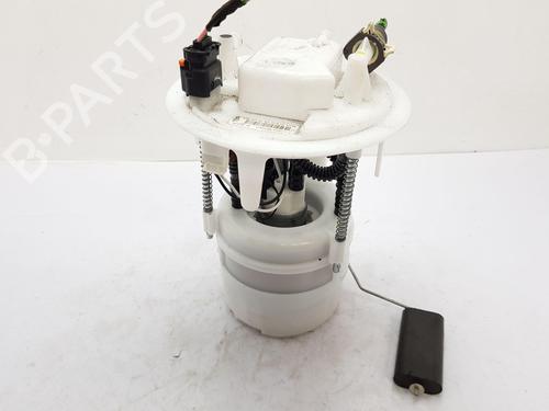 Used Fuel pump OPEL CORSA F (P2JO) 1.2 (68) (75 hp) 22661133