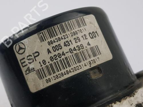 ABS pump MERCEDES-BENZ CLK Convertible (A209) CLK 240 (209.461) | BP31841898M43