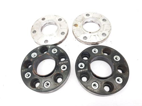 Used Hub cap BMW 5 (E60) 520 d (163 hp) 30290360