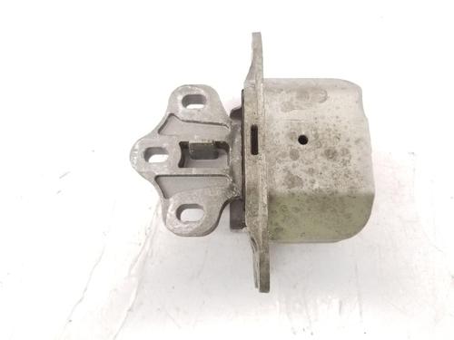 Support de boîte de vitesse BMW 1 (F40) M 135 i xDrive (306 hp) 31819985