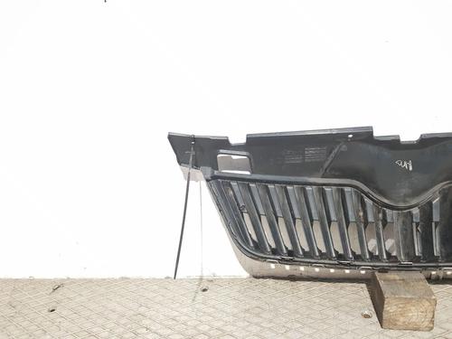 Grille SKODA FABIA II (542) 1.6 TDI | BP30045440C40